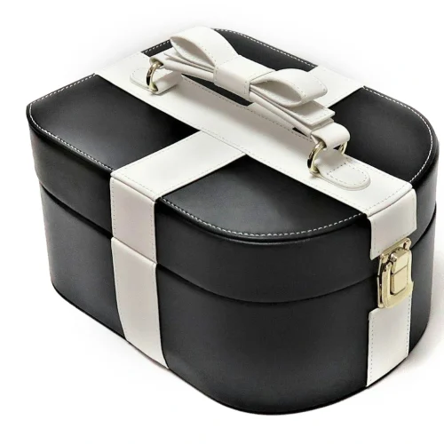 קופסא פיאה קטנה לנסיעות